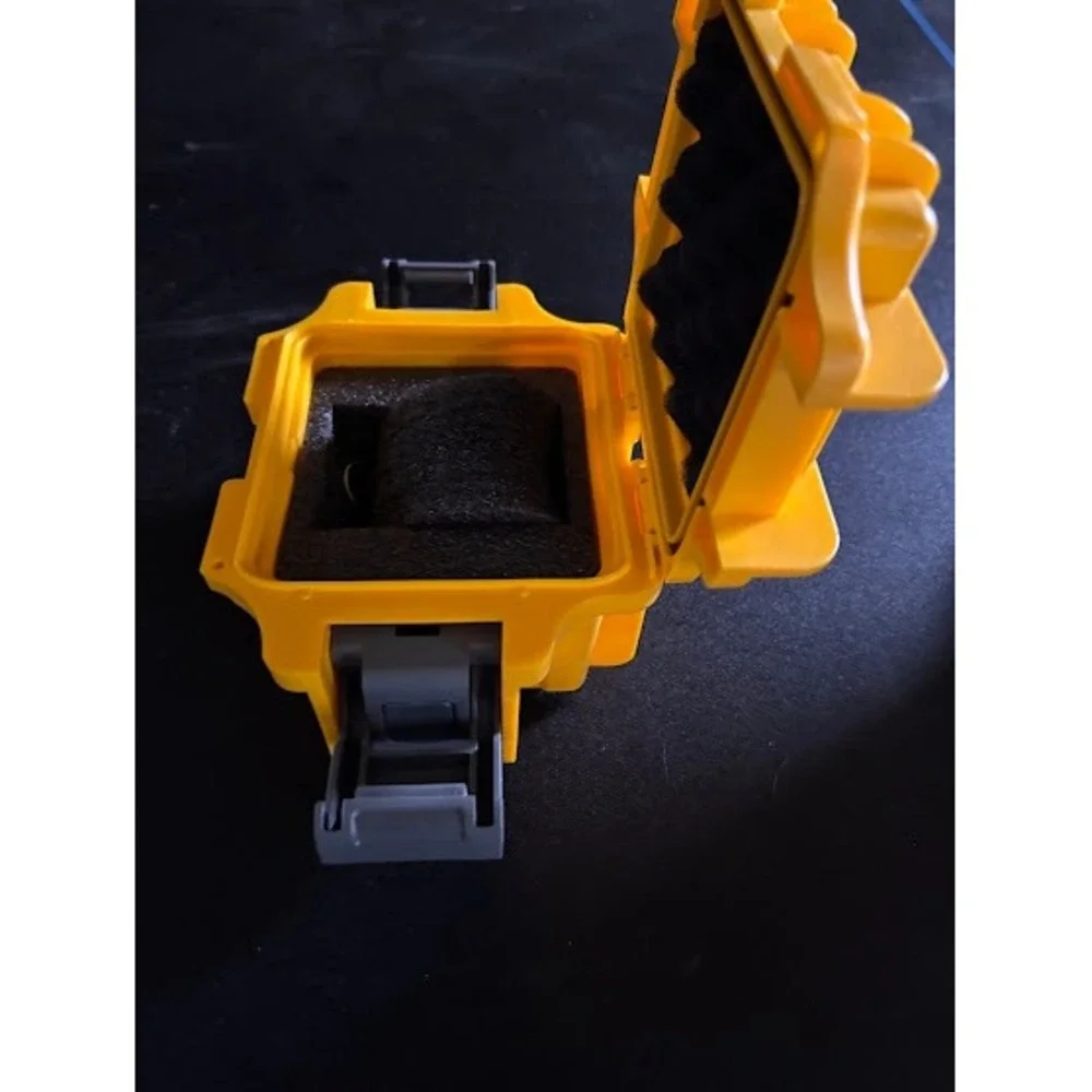 Invicta Yellow Impact Resistant Single Watch Travel‎ Case Storage Box Dual Latch